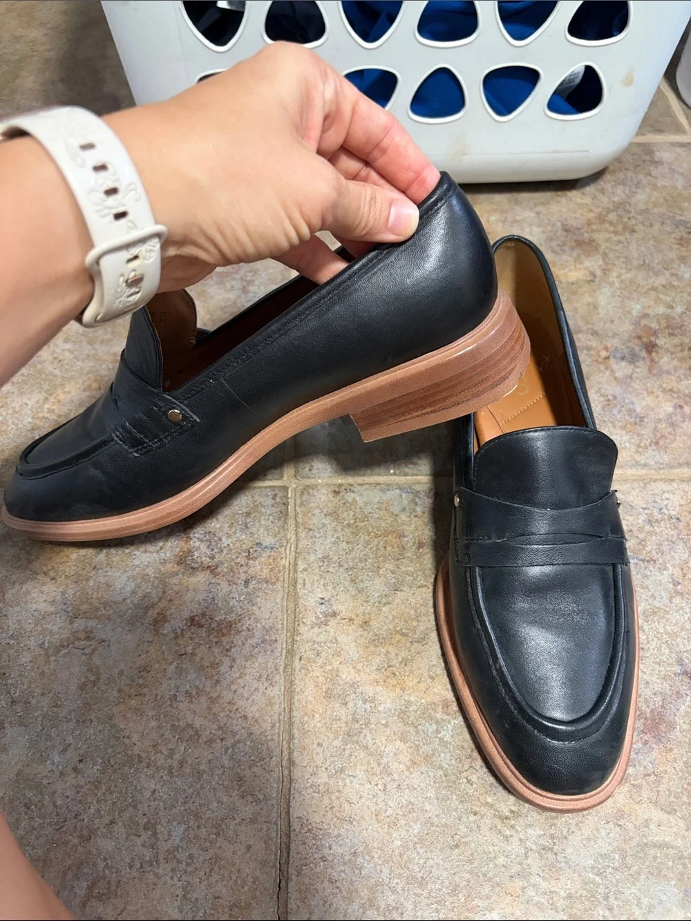 Franco Sarto Black Leather Penny Loafers with Tan/Brown Sole 9.5W